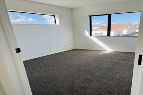 Photo of property in 2/228 Shirley Road, Papatoetoe, Auckland, 2025