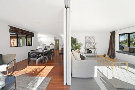 Photo of property in 16 Riverwood Boulevard, Redwood, Christchurch, 8051