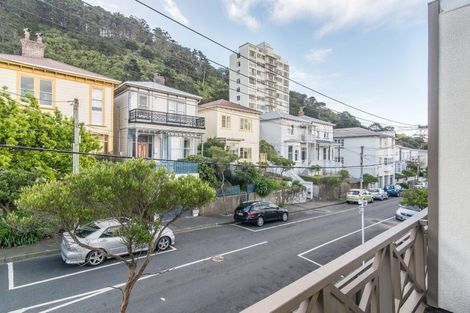 Photo of property in 1/2 Goring Street, Thorndon, Wellington, 6011