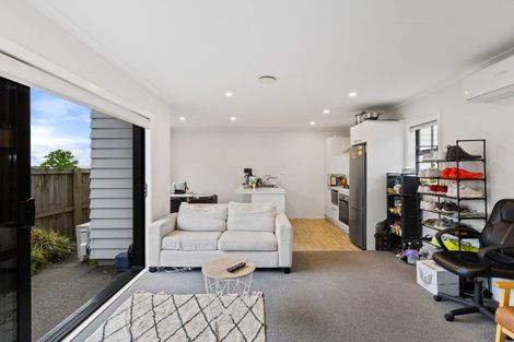 Photo of property in 2/135 Silverdale Road, Hillcrest, Hamilton, 3216