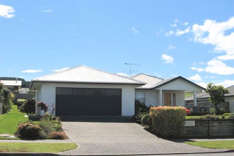 Photo of property in 29 Kinder Street, Acacia Bay, Taupo, 3330