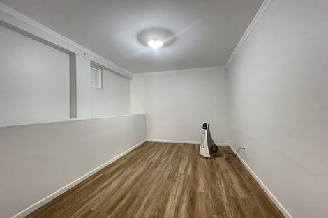 Photo of property in 39 Pemberton Avenue, Bayview, Auckland, 0629