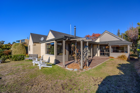 Photo of property in 8 Kennedy Crescent, Wanaka, 9305