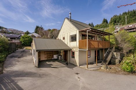 Photo of property in 218 Fernhill Road, Sunshine Bay, Queenstown, 9300