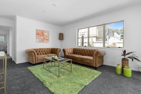 Photo of property in 11a Hollinbrigg Place, Manurewa, Auckland, 2102