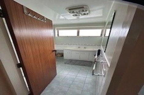 Photo of property in 4/1 Akehurst Avenue, New Lynn, Auckland, 0600