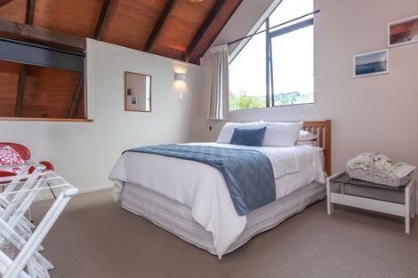 Photo of property in 104 Moore Place, Whangamata, 3620
