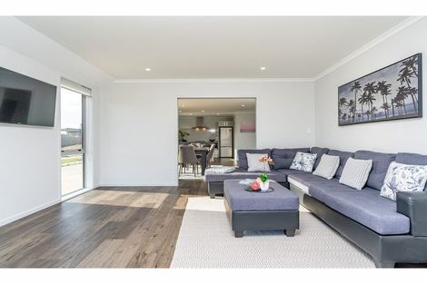 Photo of property in 26 Northcoast Place, Mangawhai Heads, Mangawhai, 0505