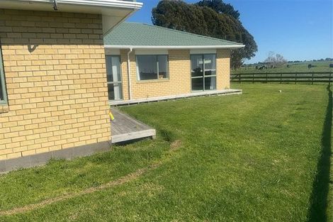 Photo of property in 44 Otaraoa Road, Motunui, Waitara, 4383