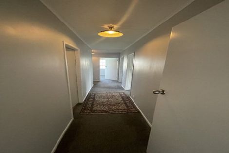 Photo of property in 15 Kauri Street, Inglewood, 4330