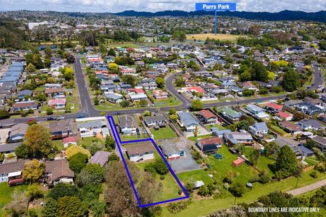 Photo of property in 106 Borich Road, Sunnyvale, Auckland, 0612