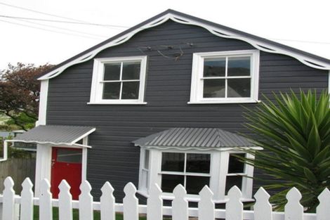 Photo of property in 5 Winchester Street, Lyttelton, 8082
