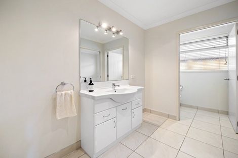 Photo of property in 82 Merriman Place, Pyes Pa, Tauranga, 3112