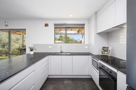 Photo of property in 50 Kaiwaka Road, Waiuku, 2123