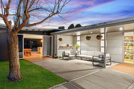 Photo of property in 10 Bridgewater Terrace, Albert Town, Wanaka, 9305