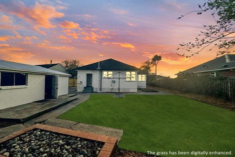 Photo of property in 48 Rowcliffe Crescent, Avonside, Christchurch, 8061