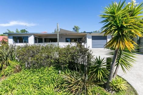 Photo of property in 6 Busby Place, Havelock North, 4130