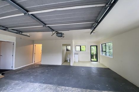 Photo of property in 182 Mangorei Road, Merrilands, New Plymouth, 4312