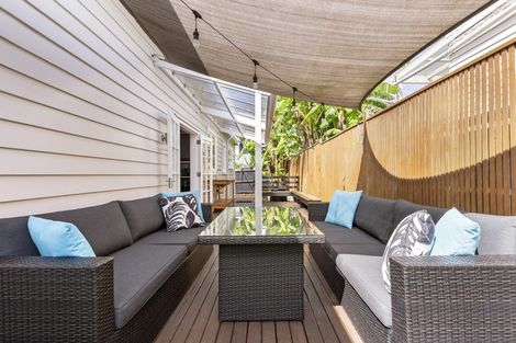 Photo of property in 4 Cambrai Avenue, Mount Roskill, Auckland, 1041