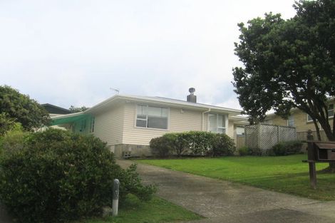 Photo of property in 3 Cedar Street, Maungaraki, Lower Hutt, 5010