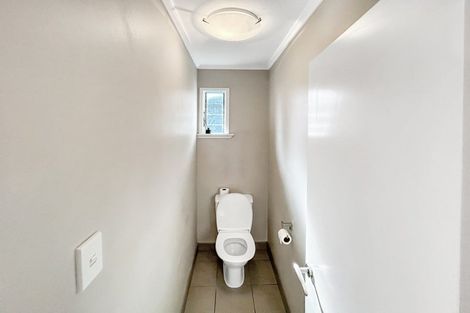Photo of property in 134 Sunset Road, Unsworth Heights, Auckland, 0632