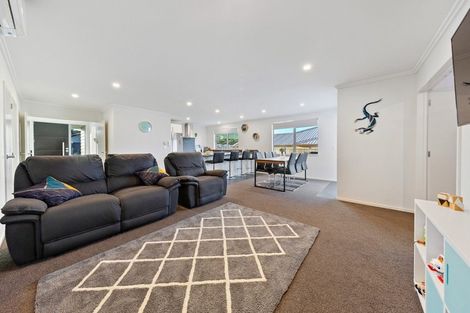 Photo of property in 4 Helenvale Crescent, Pokeno, 2402