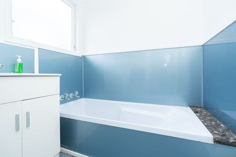 Photo of property in 16 Cassidy Street, Hamilton East, Hamilton, 3216