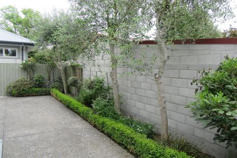 Photo of property in 10 Champion Street, Edgeware, Christchurch, 8013