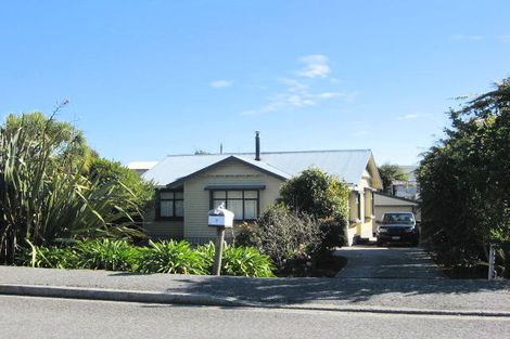 Photo of property in 90 Tasman Street, Karoro, Greymouth, 7805