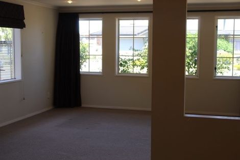 Photo of property in 72 Baverstock Road, Flat Bush, Auckland, 2016