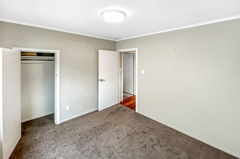 Photo of property in 134 Sunset Road, Unsworth Heights, Auckland, 0632