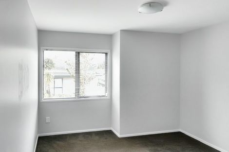 Photo of property in 4/18 Roanoke Way, Albany, Auckland, 0632