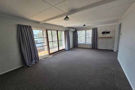 Photo of property in 53 Norana Road, Timberlea, Upper Hutt, 5018