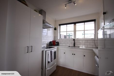 Photo of property in 92 Trafalgar Street, Waterloo, Lower Hutt, 5011