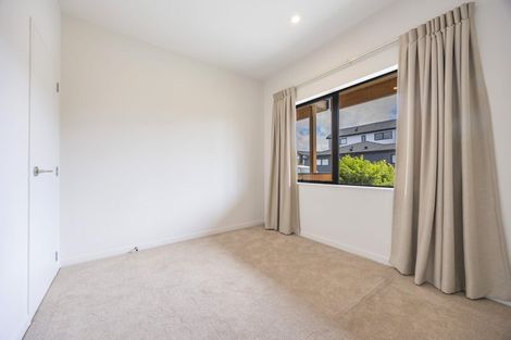 Photo of property in 8 Parenga Lane, Kumeu, 0810