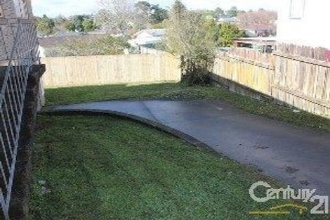 Photo of property in 37 Catkin Crescent, Papatoetoe, Auckland, 2025