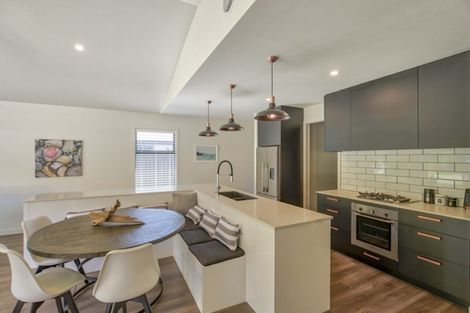 Photo of property in 61 Kelliher Drive, Wanaka, 9305