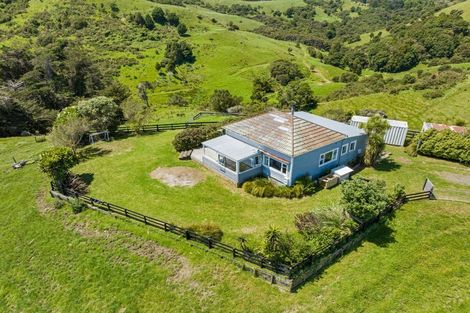 Photo of property in 3050 Kaipara Coast Highway, Glorit, Warkworth, 0984