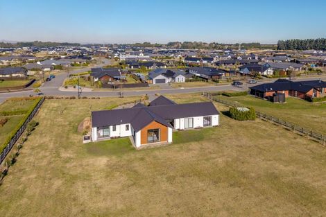 Photo of property in 37 Silver Peaks Drive, West Melton, 7618