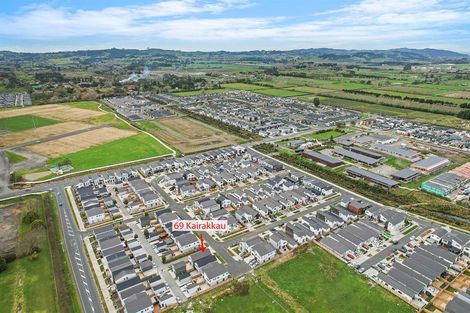 Photo of property in 73 Whare Kauri Road, Papakura, 2110