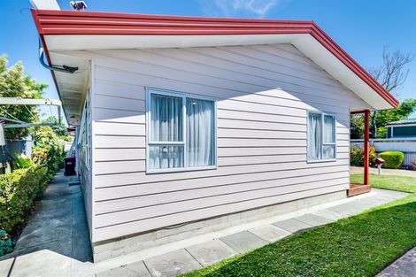 Photo of property in 2/80 Guppy Road, Greenmeadows, Napier, 4112