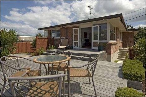 Photo of property in 2/48 Gordon Avenue, Milford, Auckland, 0620