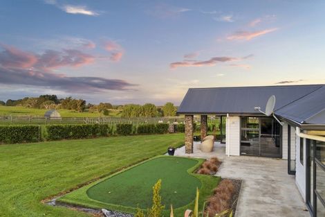 Photo of property in 208 Taipo Road, Rongotea, Palmerston North, 4476