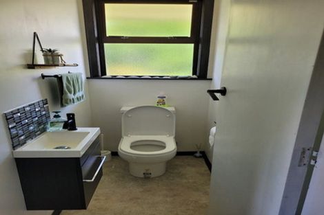 Photo of property in 13 Kalingo Street, Waitangirua, Porirua, 5024