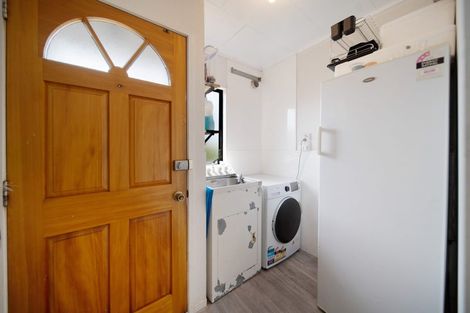 Photo of property in 2/9 Bellville Drive, Clendon Park, Auckland, 2103