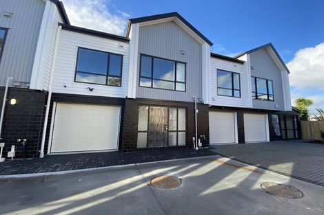 Photo of property in 3e Westall Road, New Lynn, Auckland, 0600