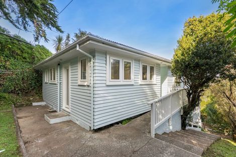Photo of property in 23 Ngaio Gorge Road, Ngaio, Wellington, 6035