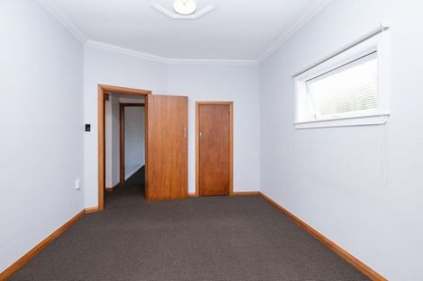 Photo of property in 6 Disraeli Street, Hawera, 4610