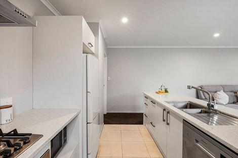 Photo of property in 12 Taotahi Avenue, Dinsdale, Hamilton, 3204