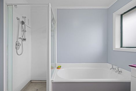 Photo of property in 24 Te Rama Place, Wainoni, Christchurch, 8061